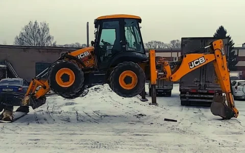 JCB 3CX: характеристики, версия Super и поколения — обложка обзора